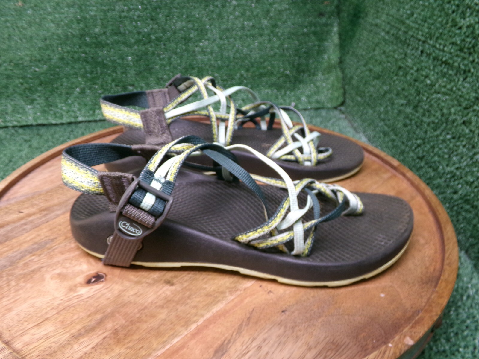 Chaco Womens ZX/2 Classic Sports Hiking Sandal Green Toe-Loop Size 9 J105490