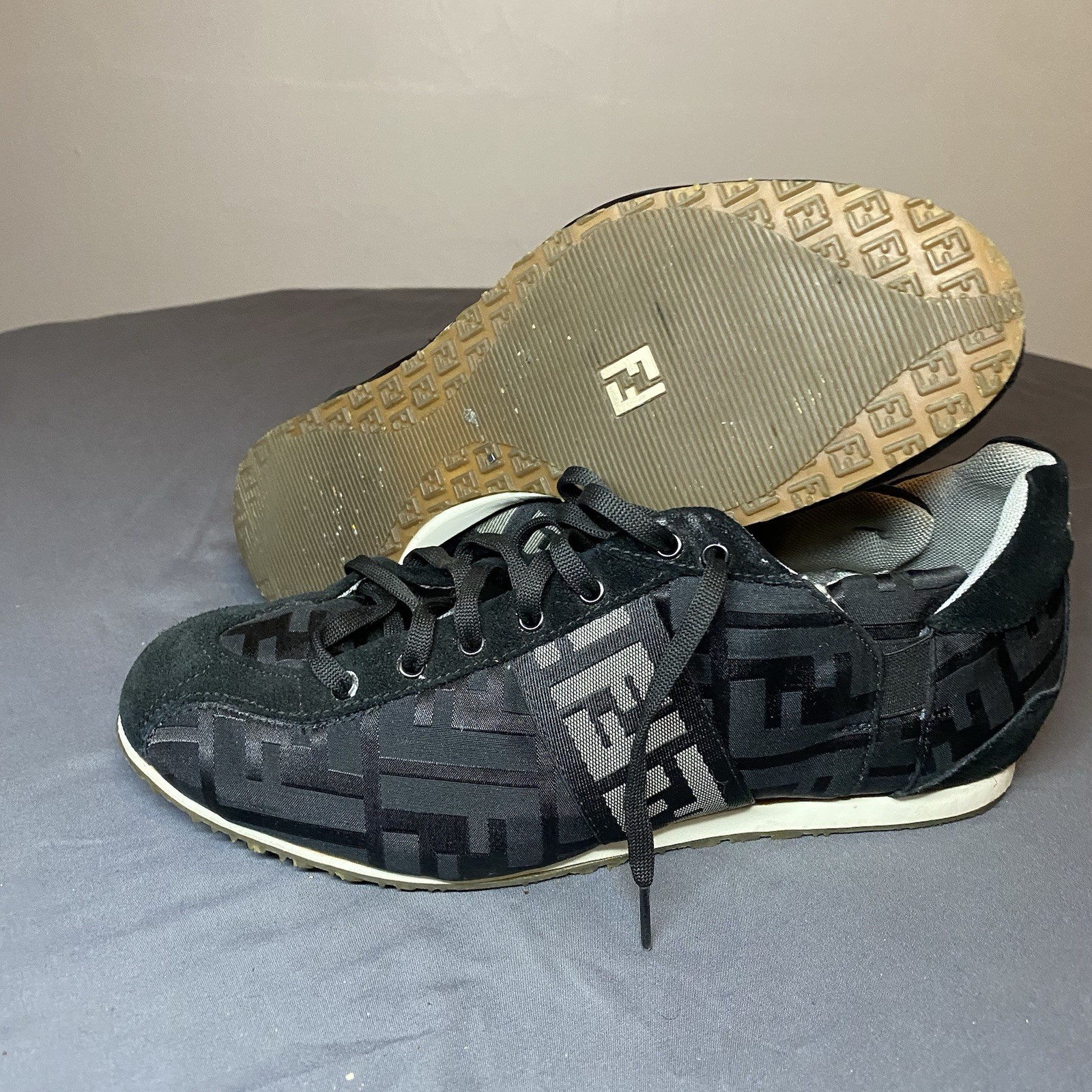 Fendi FF Logo Women’s Size 38 Low Top Sneakers Black Monogram Strap Lace Up