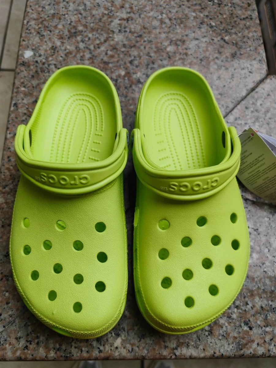 Original Crocs Classic Clog – Grass Green – Men’s 11 (M11) – Brand New
