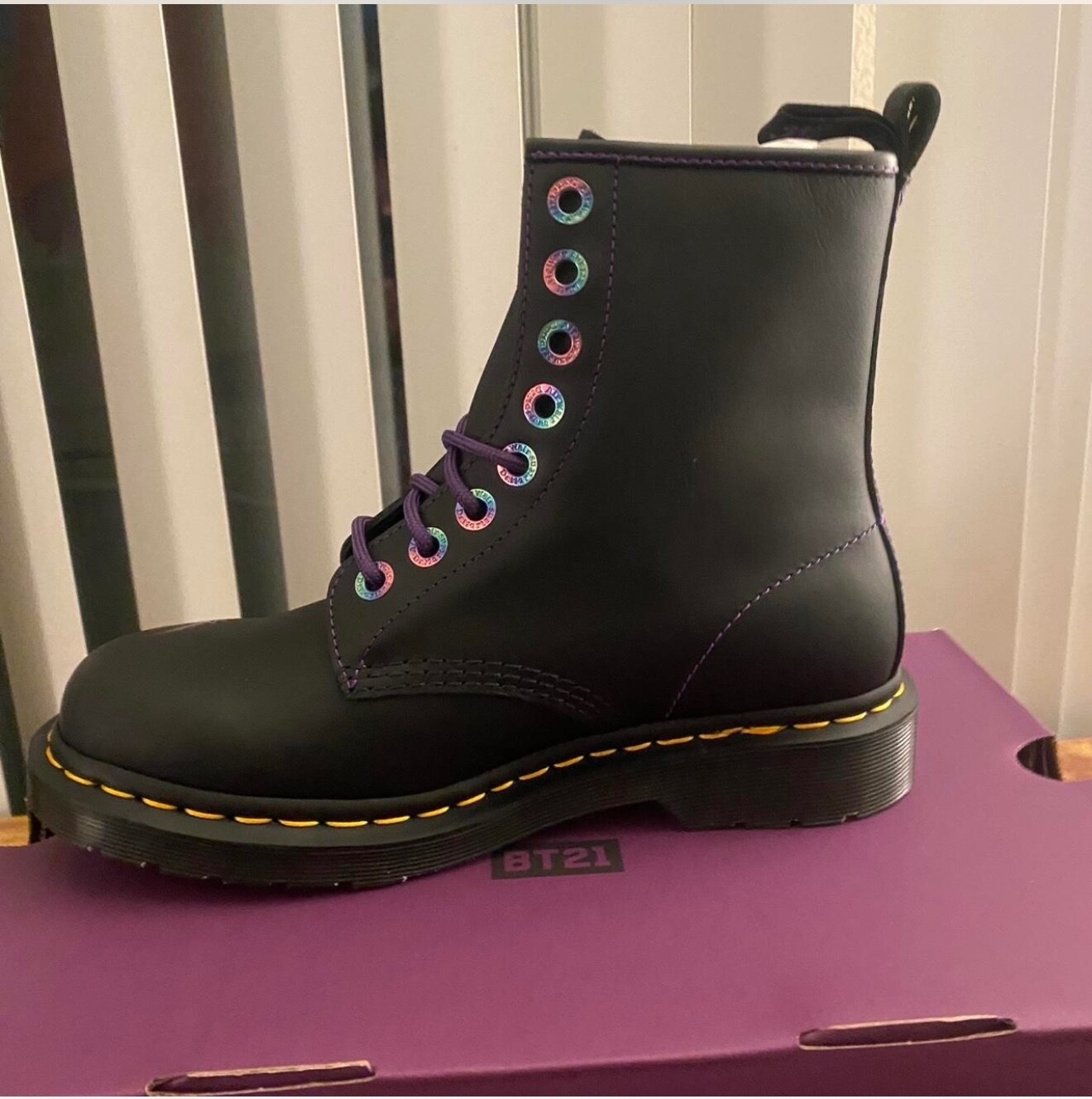 Dr. Martens 1460 Women’s Original Smooth Leather Lace Up Boots – Black, Size…