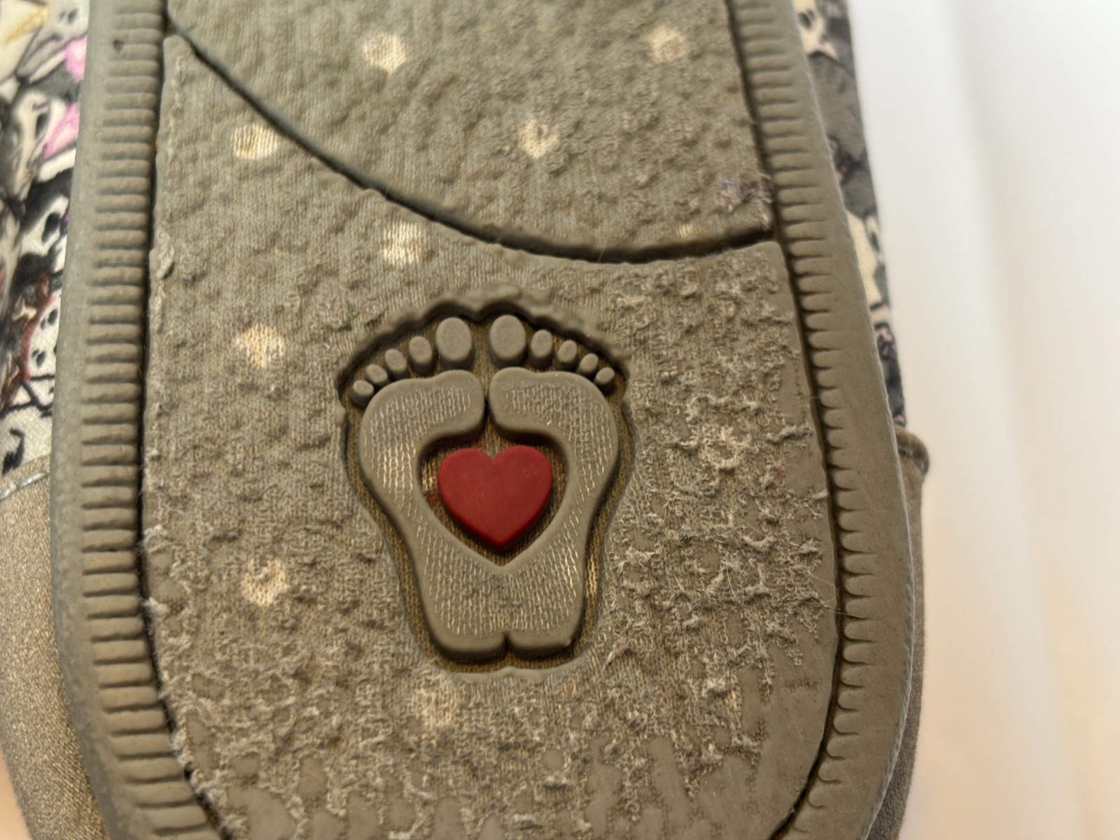 BOBS by Skechers Memory Foam Slip-On Dog Print Canvas Shoes Women’s Size 11