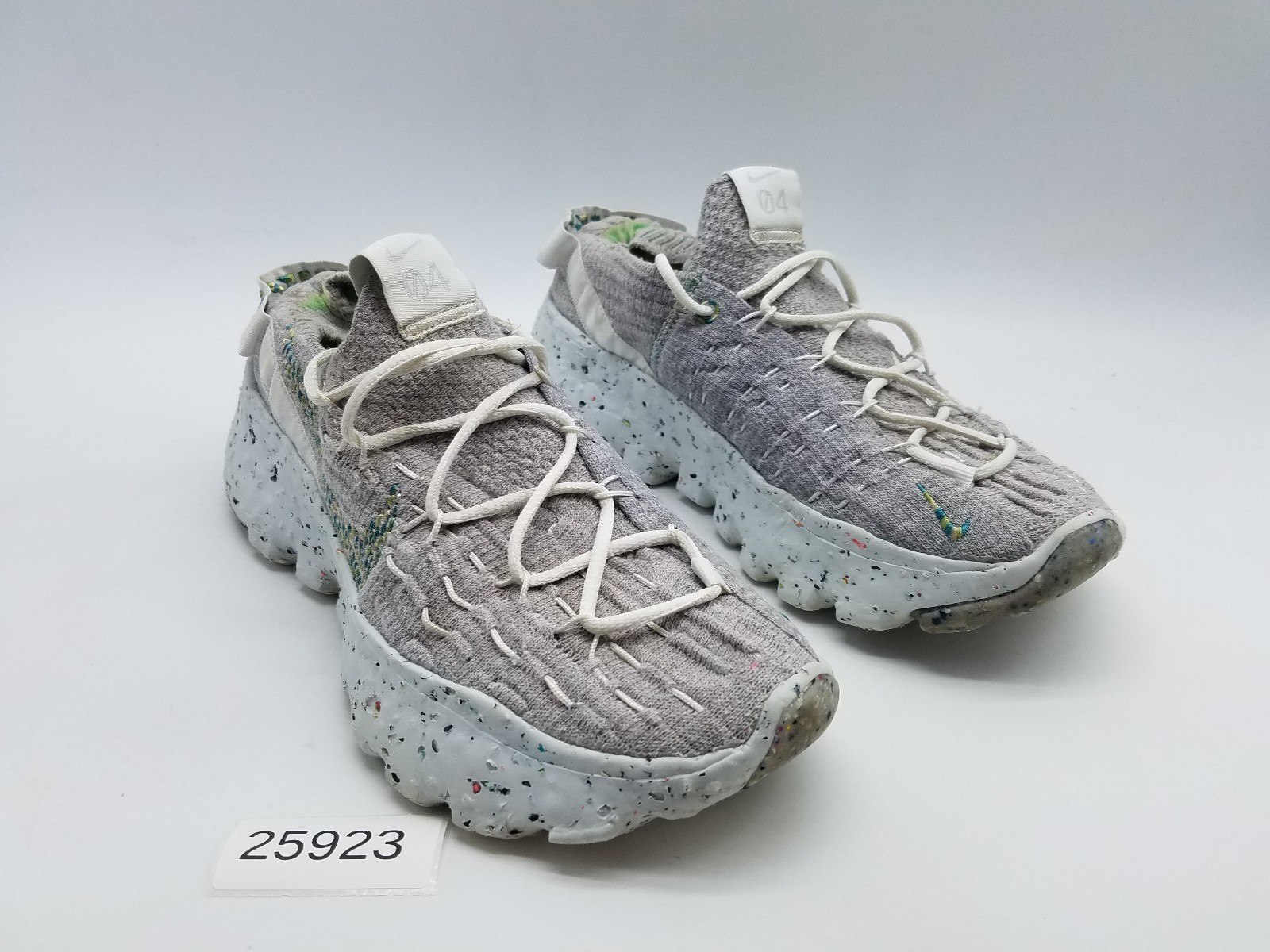 Nike Space Hippie ’04 Women’s Size 8 Running Shoes Photon Dust