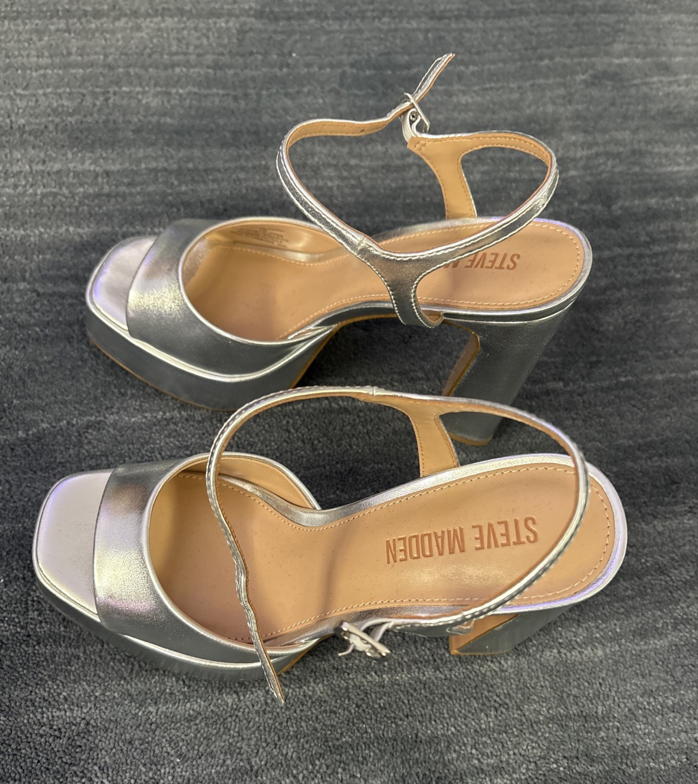 Steve Madden Silver Block Heels Size 7