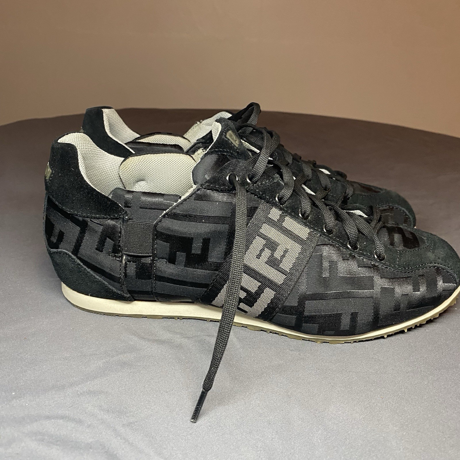 Fendi FF Logo Women’s Size 38 Low Top Sneakers Black Monogram Strap Lace Up