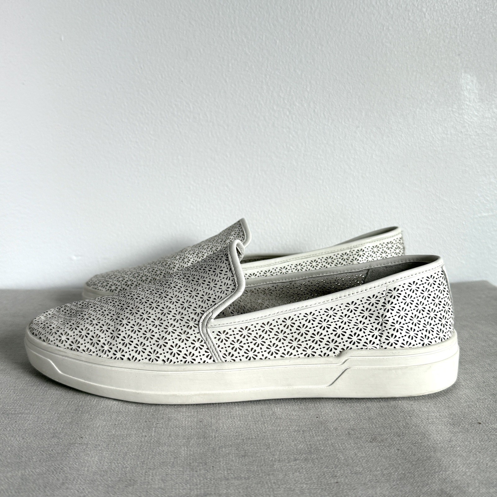 Via Spiga Gianna White Perforated Slip On Sneakers Sz 40 US 9