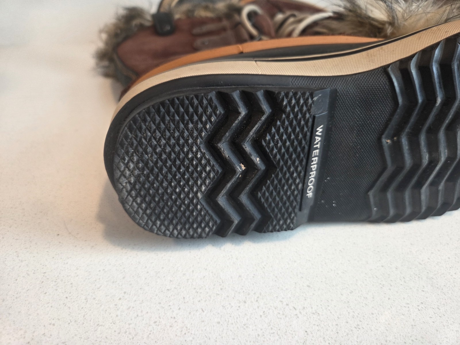 Sorel Waterproof Faux Fur Trim Lace-Up Snow Boots Brown/Black US 9 EU 40