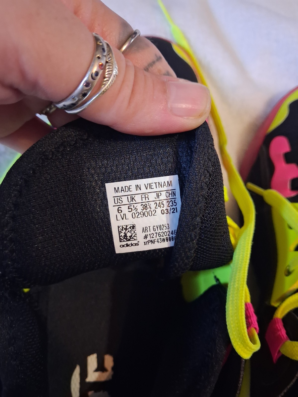 Adidas Neon Yellow&Pink ☆BOUNCE☆ Womens Running/Gym Shoes Size 6