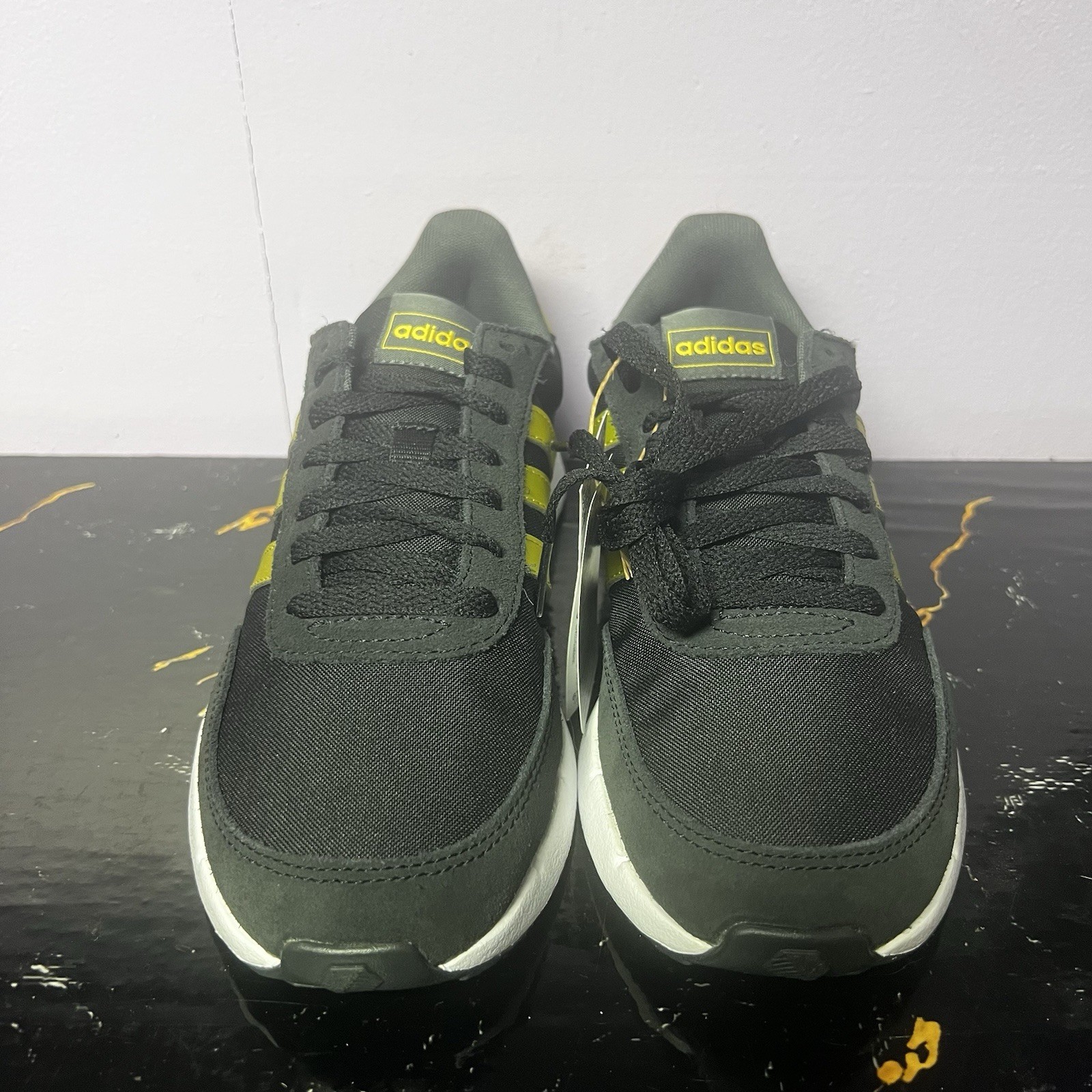 Adidas Women’s Size 6.5 Run 60s 2.0 Black Gold Shoes Brand New