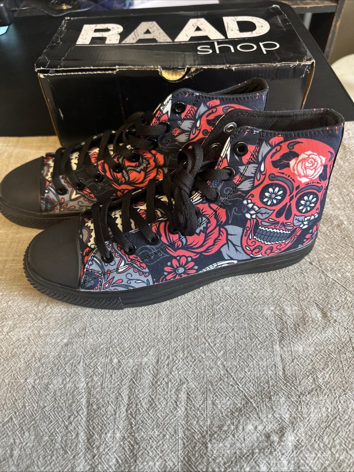 RAAD Sugar Skull Pattern Black And Pink High Top Sneakers New In Box