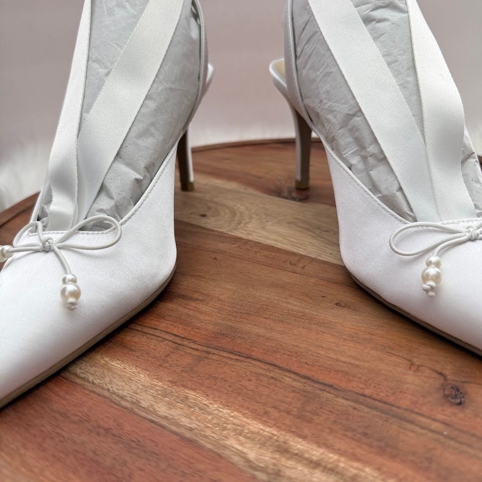 Dolce Vita Efora True White Satin Pearl Bow Ankle Tie Bridal Pumps Heels 7.5