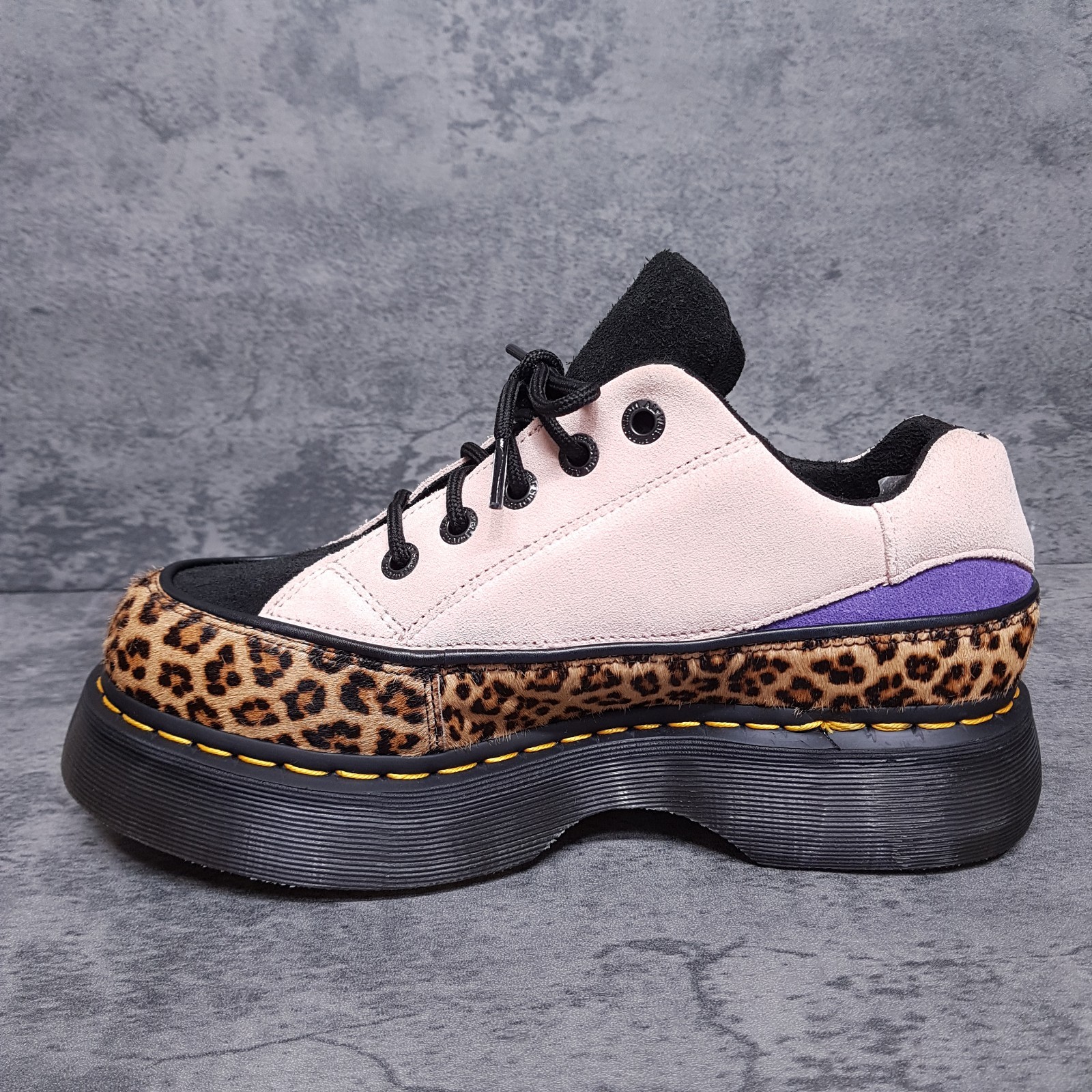 DR. MARTENS Buzz 5 Eye Fur Suede Shoes Womens Size 8 Leopard Print Pink LA004