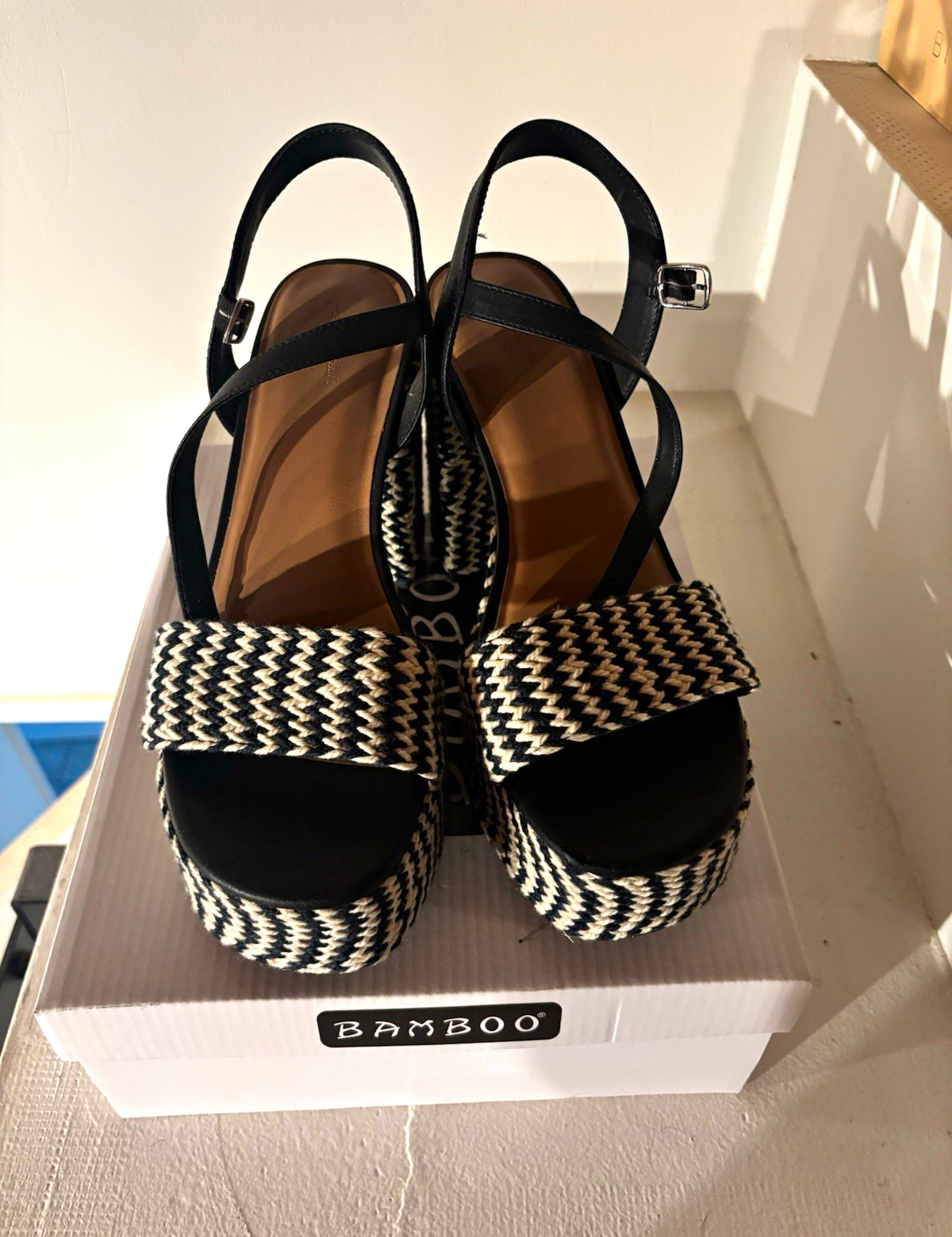 Bamboo Women’s Size 10 Black White Chevron Platform Open Toe Ankle Strap Heel