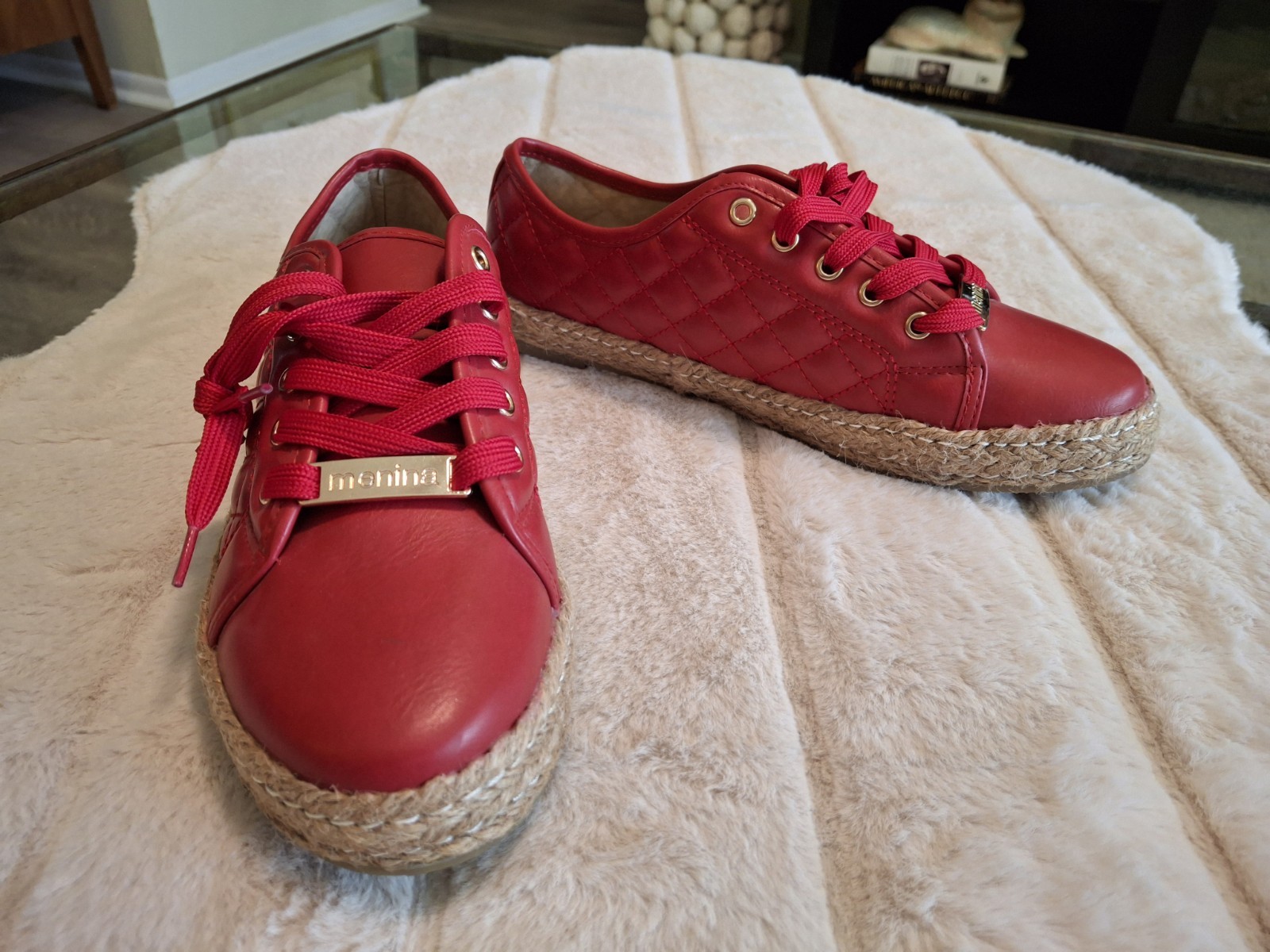 Menina ‘Stella’ Red Quilted Lace Up Low Top Solid Shoes Women’s Size 6