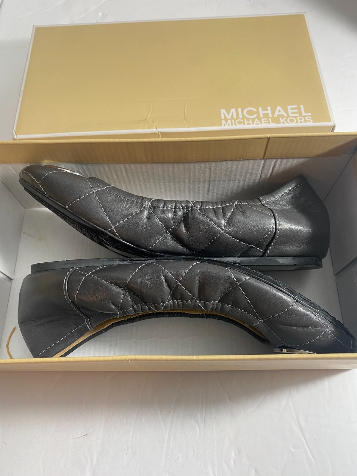 Michael Kors Fulton Quilted Ballet Flats Dark Gray Leather Silver MK Logo 6M-New