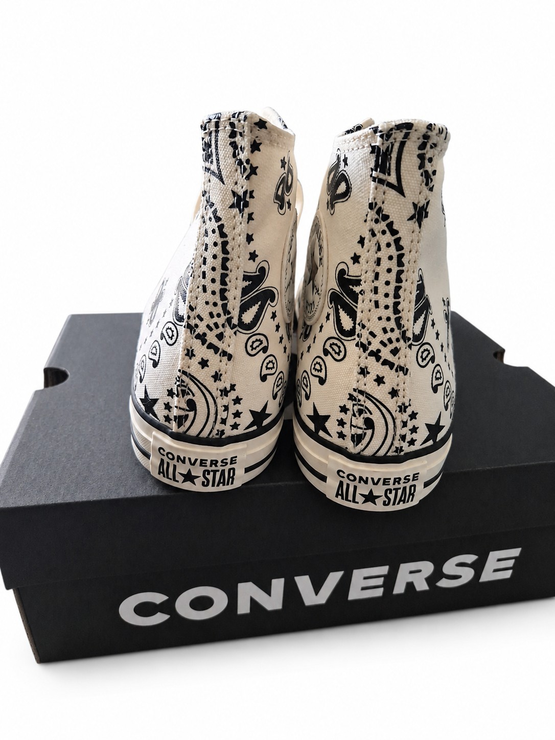 Converse Chuck Taylor All Star Women’s Paisley High Top Canvas Sneakers Size 9