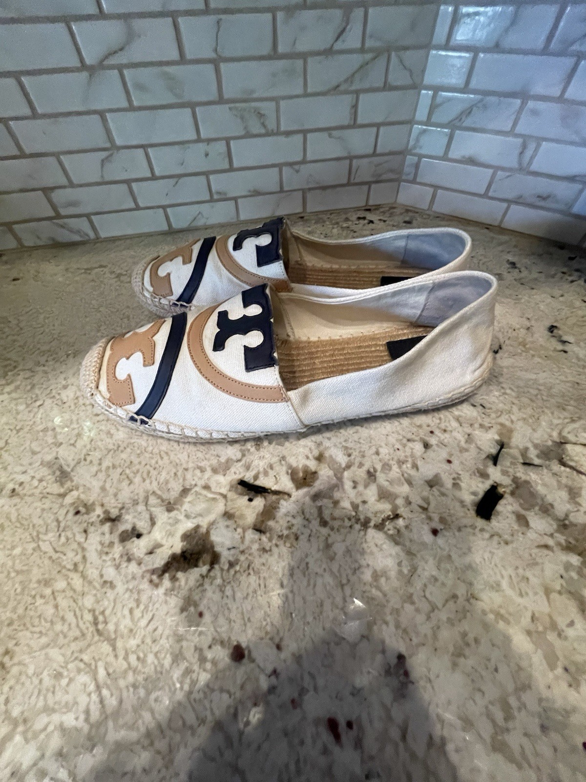 Tory Burch Poppy Espadrille Size 8.5 Cream Tan Navy Canvas Leather Logo Slip On