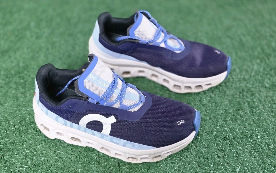 On Cloudmonster Acai/Lavender Blue Road Running Shoes Sneakers Women’s 8.5