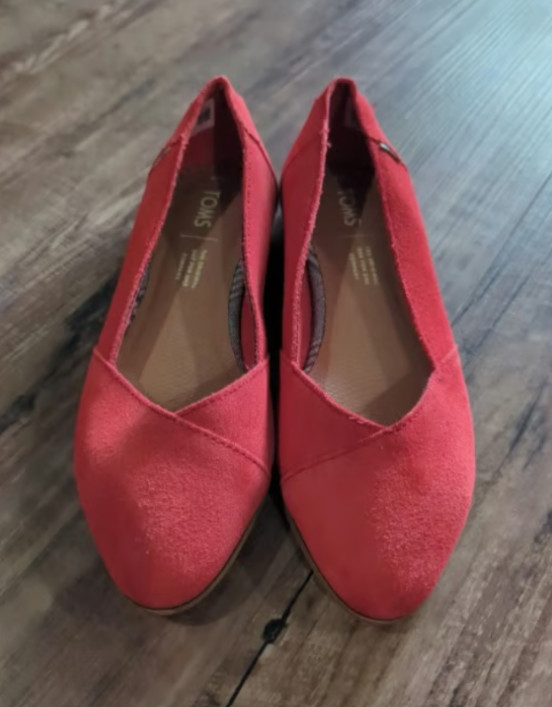 TOMS Red Ballet Flats Size 5