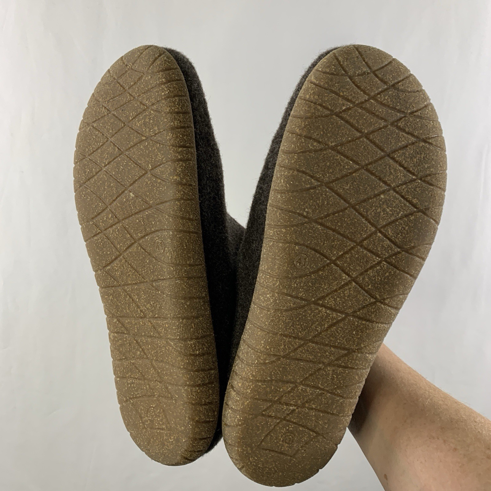 Taos Womens Woolside Boiled Wool Slipper Boot EU 41 US 10-10.5 Embroidered