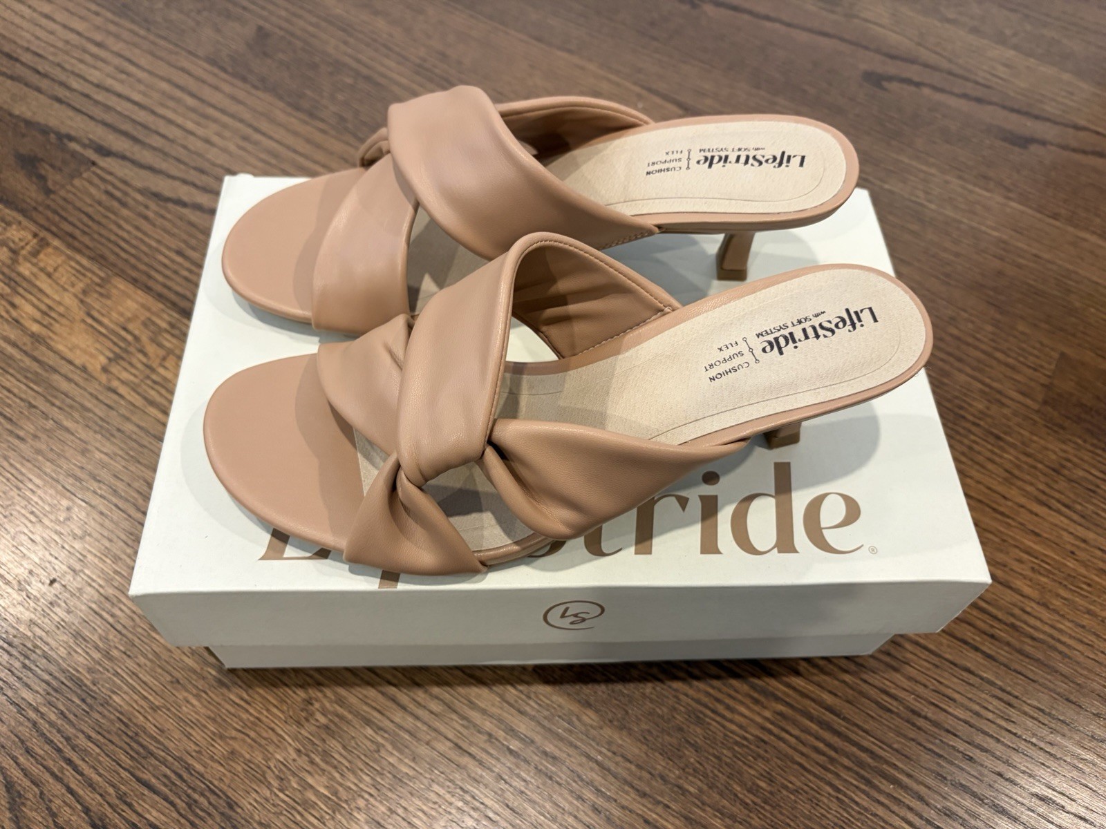 Lifestride Nori Sandals Sienna Tan Size 9W