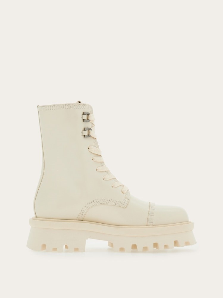 FERRAGAMO WOMEN’S OFF WHITE LEATHER COMBAT BOOTS MSRP $1330