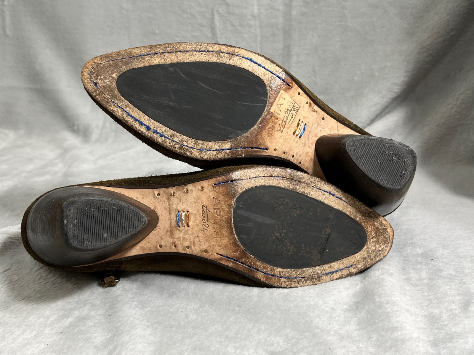 Ariat Two24 Moss Green Suede Ankle Boots Western Heel Women’s 8B Made Mexico