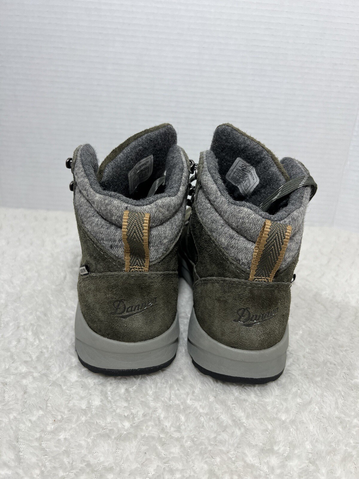 DANNER Adrika Sienna 30131 Womens Sz 6 Military Green Suede Leather Hiking Boots