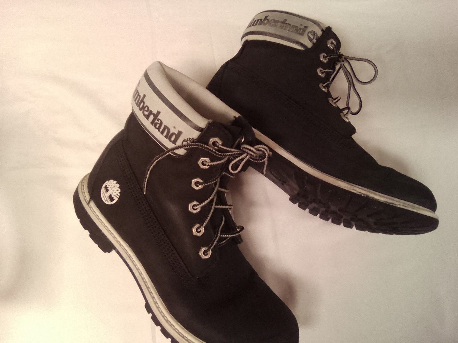 2008 Women’s Timberland Black Winter / Work Boots – Classic Padded Collar Style