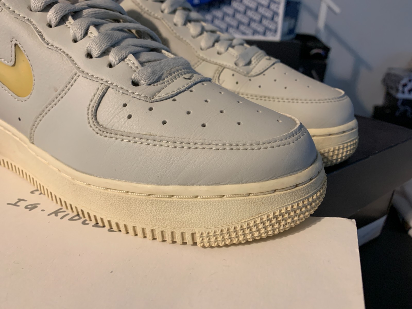 Womens 7.5 Nike Air Force 1 Low ’07 LX Light Bone Pale Vanilla Jewel DC8894-001