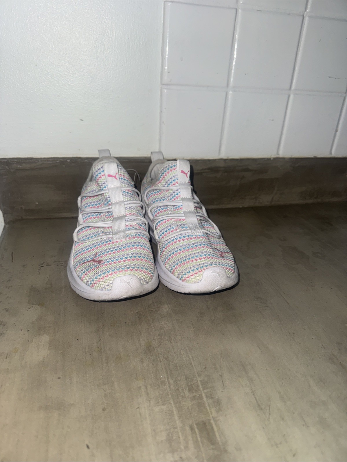 PUMA Size 3.5 Multicolor Knit Striped Lace-Up Low Top Sneakers White Pink