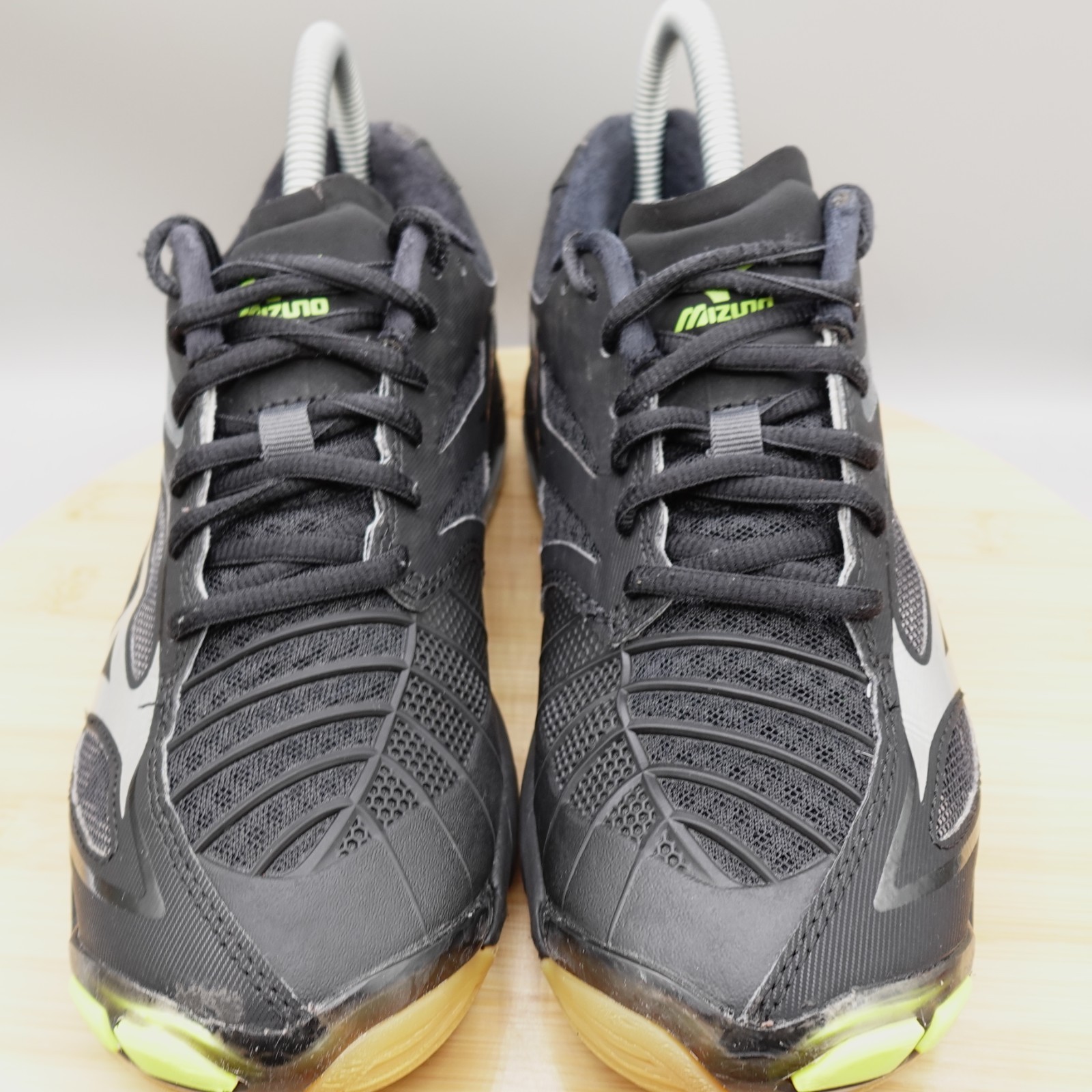 Mizuno Shoes Womens Size 8 Wave Lightning Z3 Black Running Sneakers 430228 Flaws