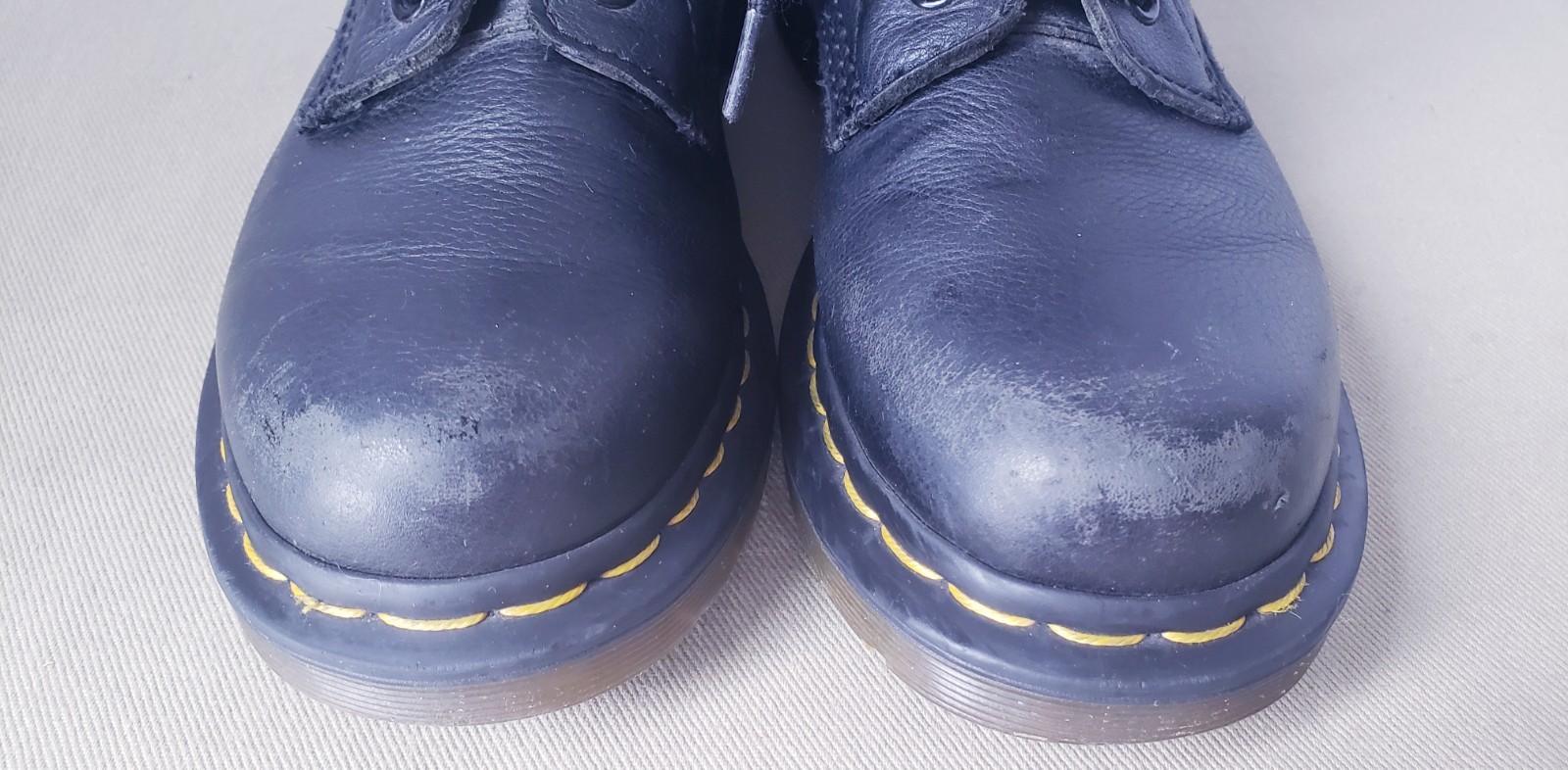Dr. Martens Pascal Mens Original Leather Lace Up Boots Size 6
