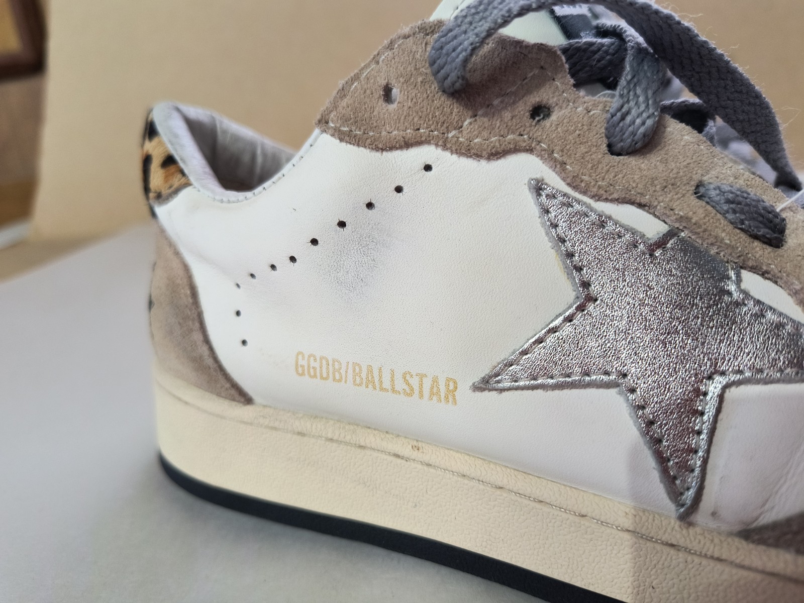 GGDB Golden Goose SUPERSTAR Leopard Silver Sneakers White Leather Women’s 40
