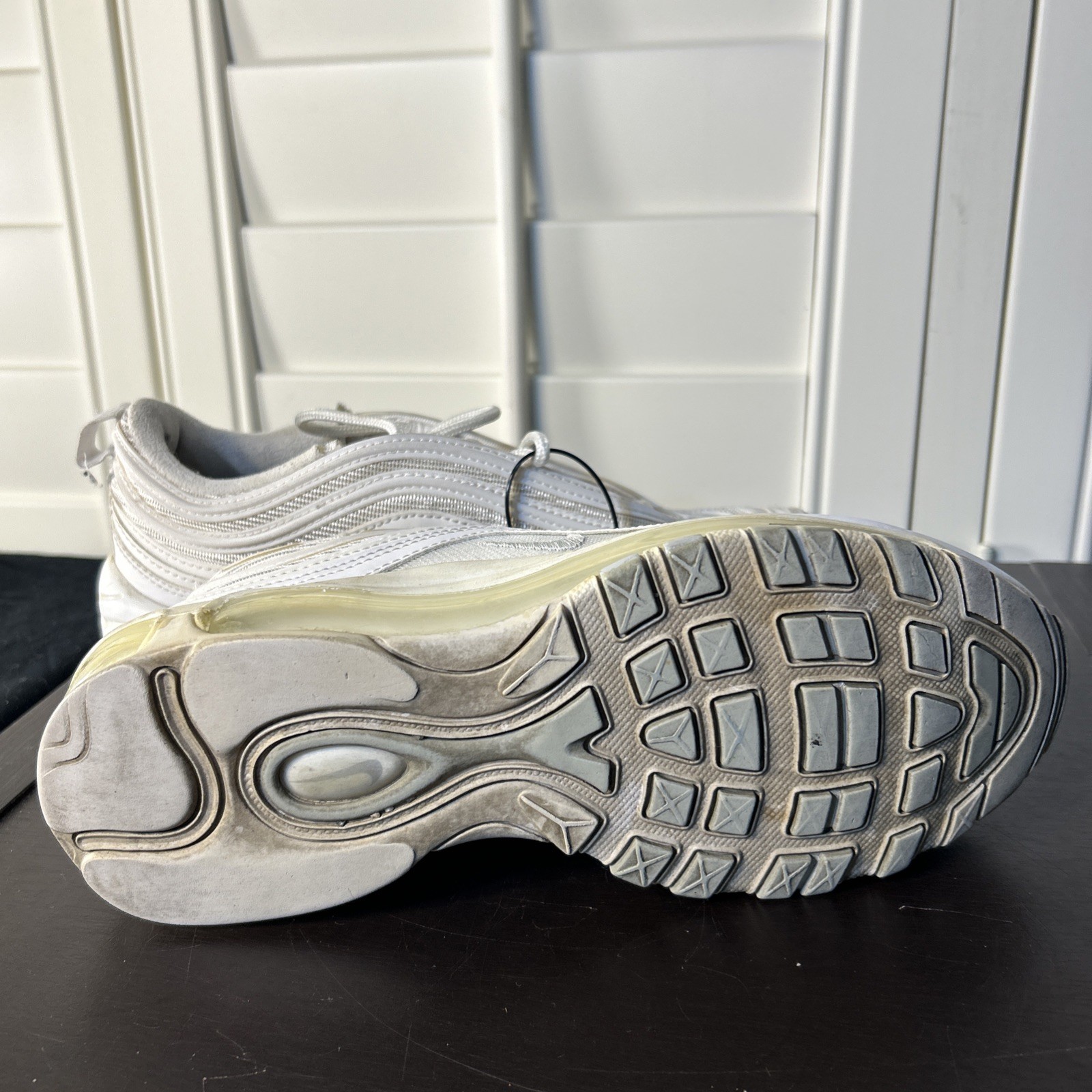 Nike Air Max 97 Women’s Size 8 Triple White Sneakers Shoes 921733-100