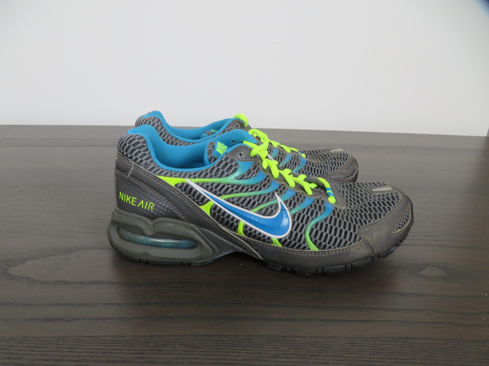 Nike Air Max Torch 4 Shoes Womens 8.5 Gray Running Sneakers Road Gym 343851-043