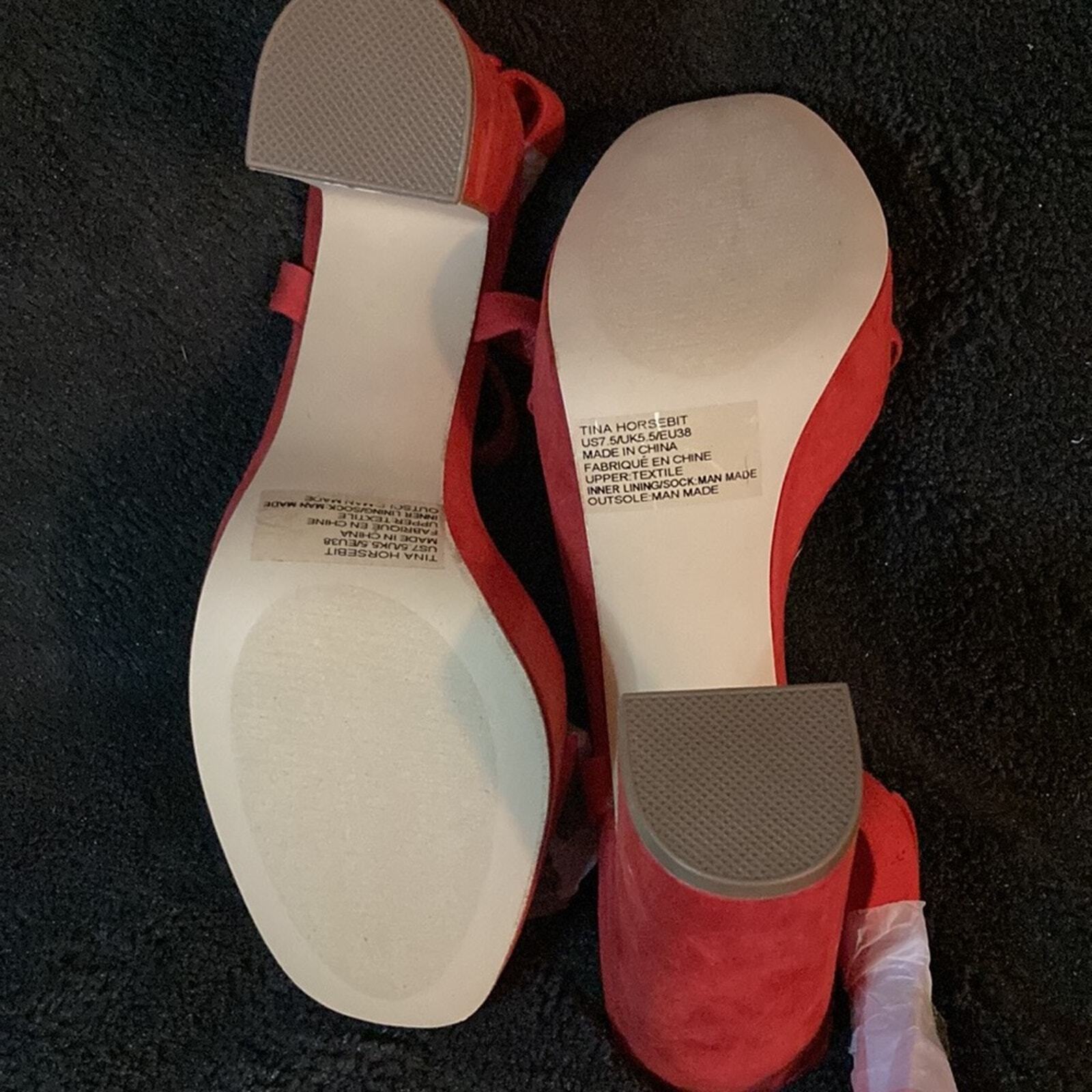 JustFab Red Chunky Heel with Gold Chain size US 7.5