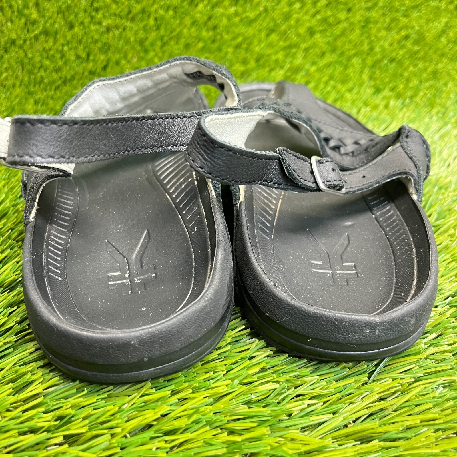 Kuru Letti Womens Size 8 Jet Black Beach Classic Outdoor Leather Thong Sandals