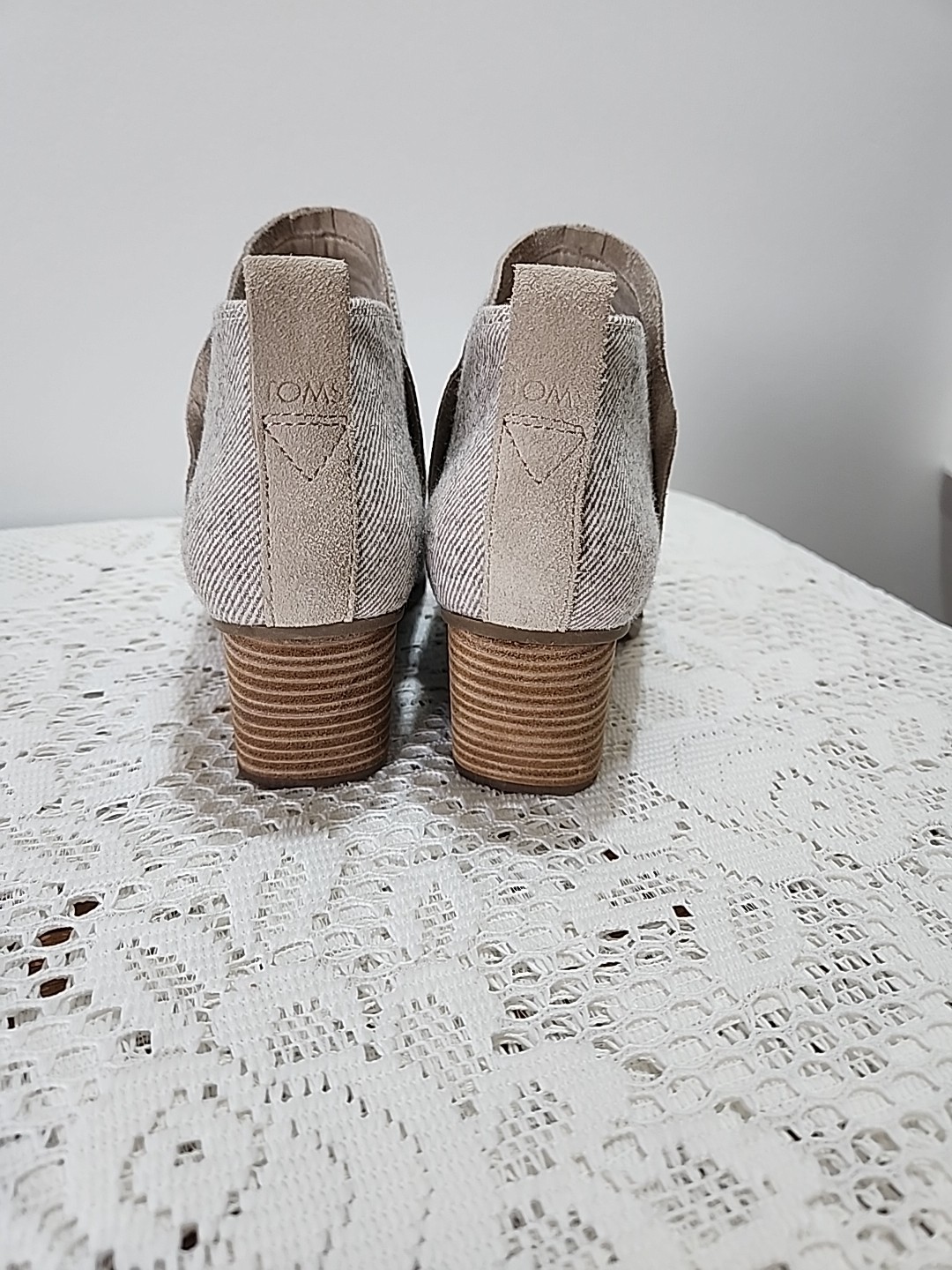 Toms Kaia Wedge Heel Womens Bootie Size 6