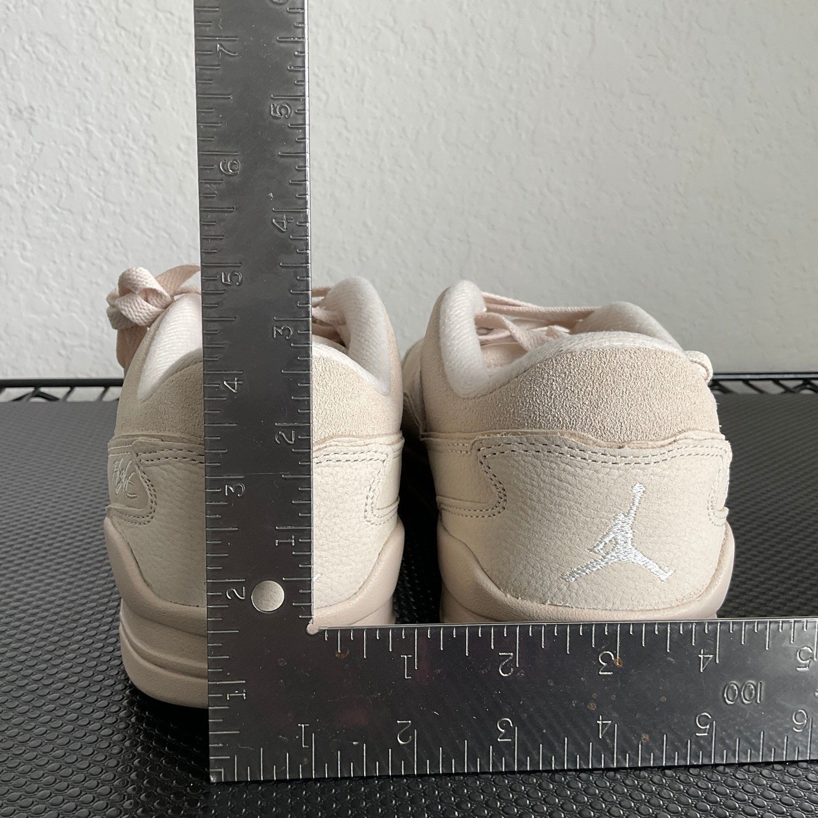 Nike Jordan Flight Court Womens 10 Legend Light Brown Sail Sneakers FZ9854-200