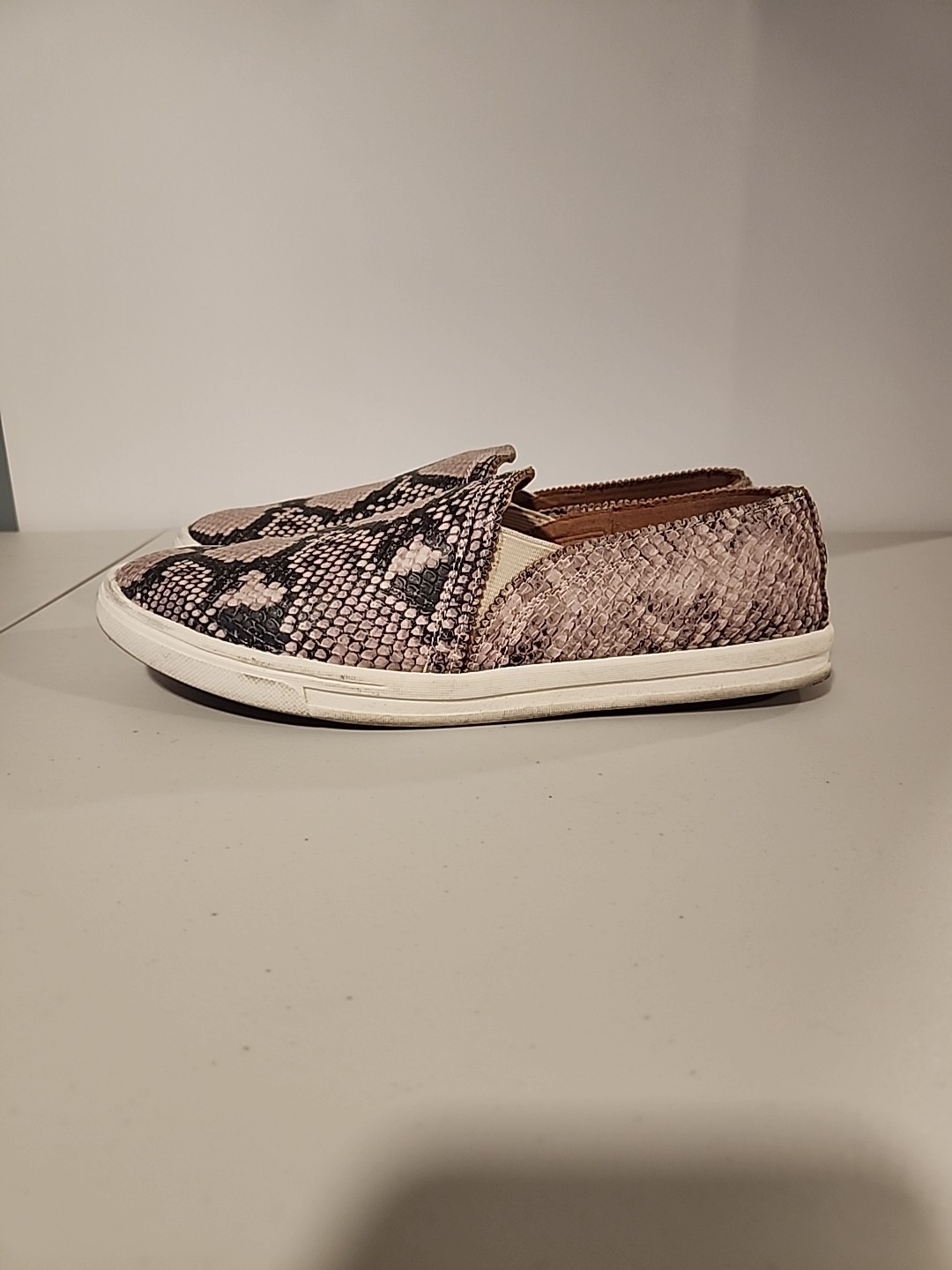 Sun + Stone Snakeskin Print Mariam Sneakers Size 8.5