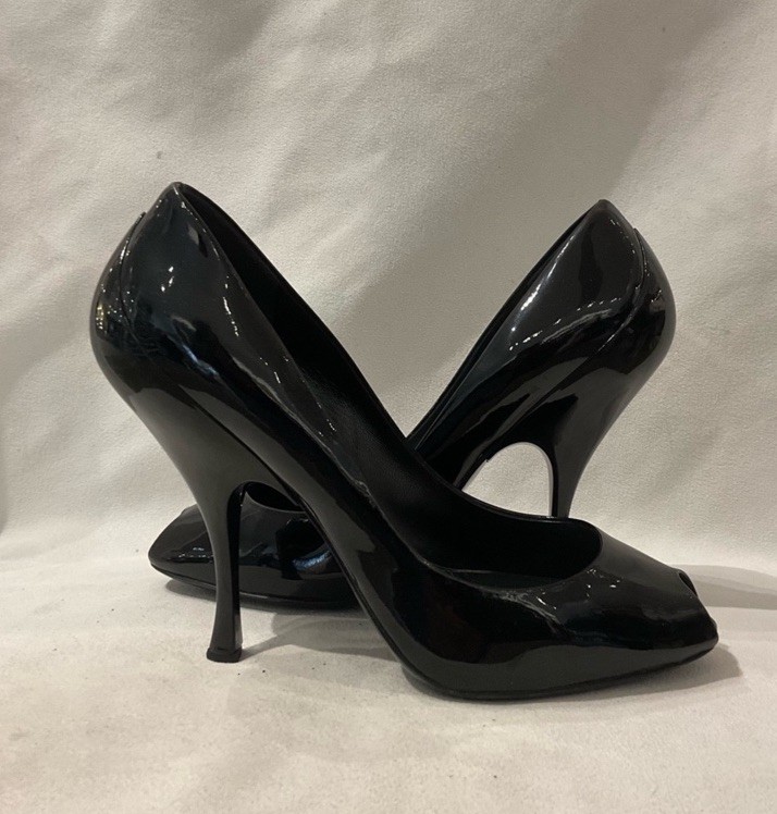 Miu Miu Black Patent Leather Peep Toe Stiletto Heels Size 7.5Excellent Condition