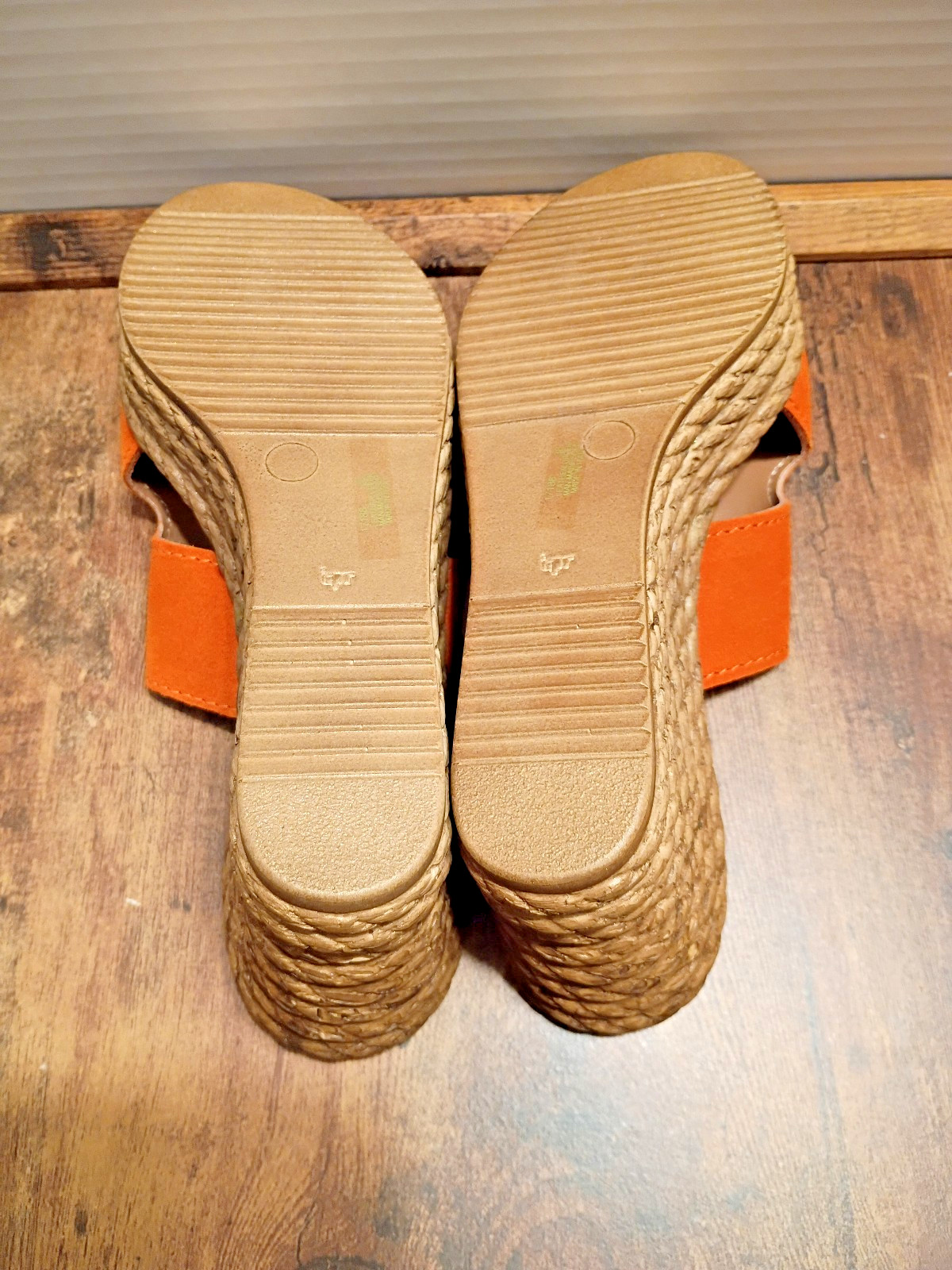 Mariella Orange Suede Wedge Sandals «H» cut design Made In Italy – Size 38