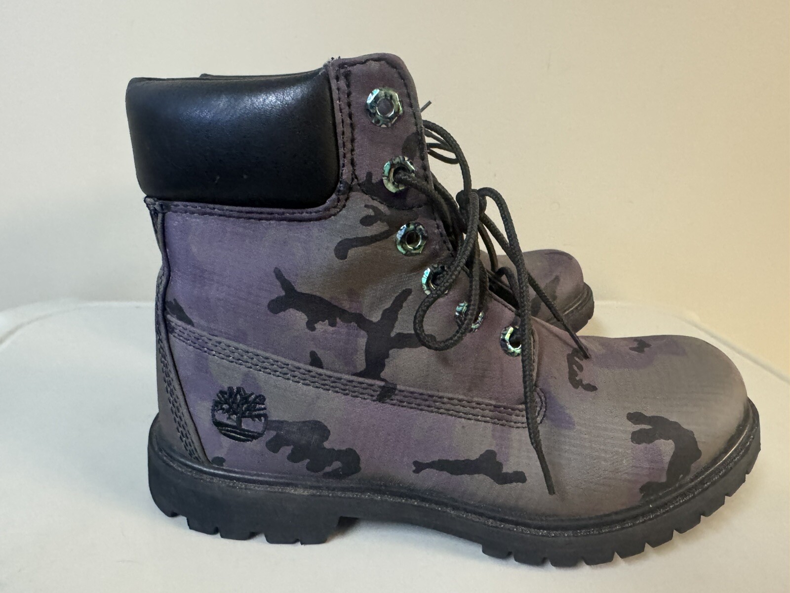 Timberland A25E3 A3940 Women US Size 7.5 Purple Camo Boots 6″ Premium Fabric