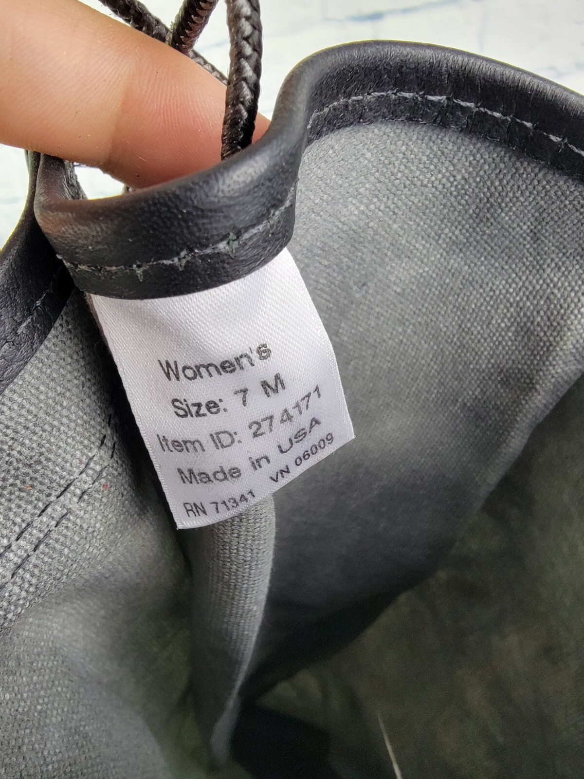 LL Bean Women’s Signature Waxed Canvas Maine Tall Hunting Boots Size 7 M