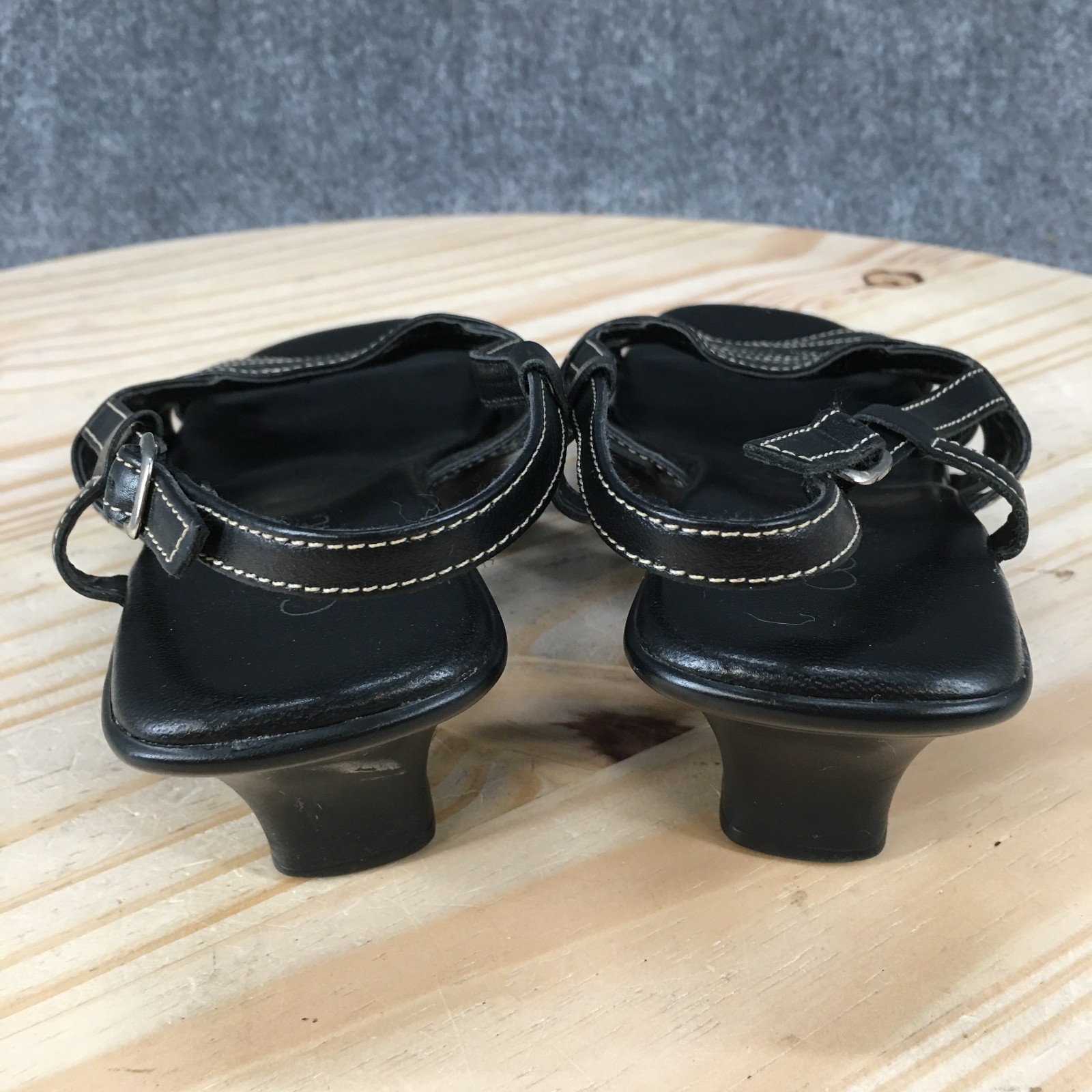 Connie Sandal Womens 7 M Skippy Strappy Slingback Low Heel Leather Casual Black