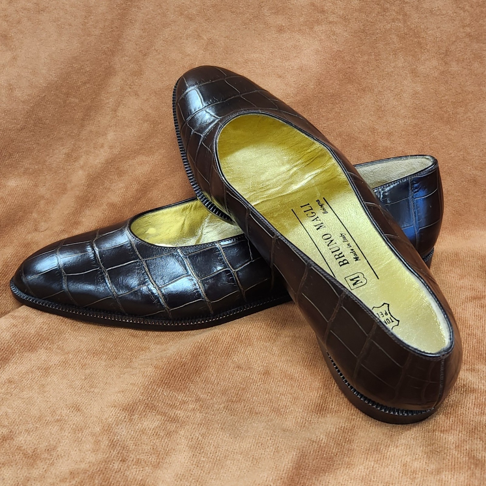 Bruno Magli Brown Crocodile Embossed Leather Low Block Pump Women’s 6 (26044)