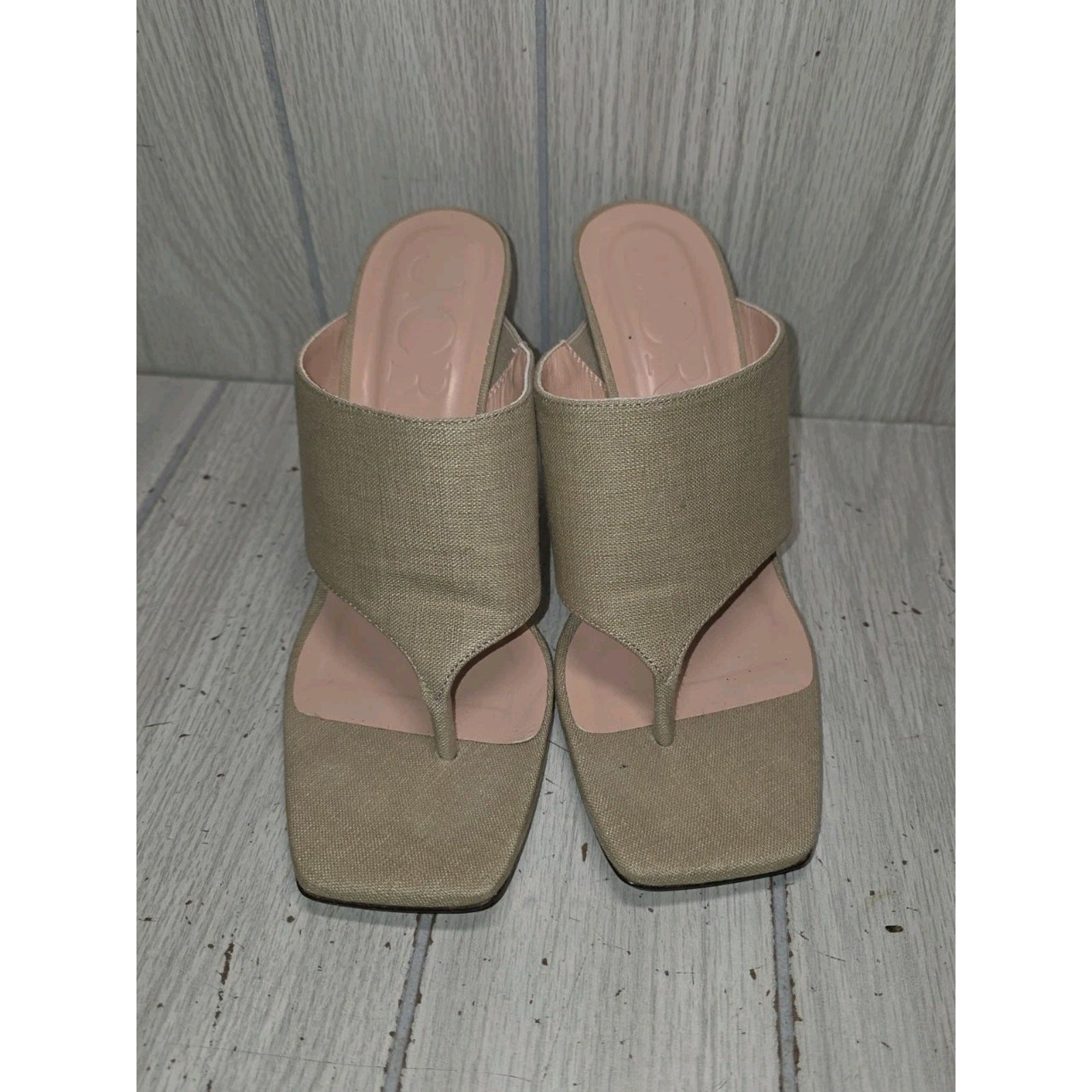 J CREW Rounded-Heel Thong Sandals In Linen Size 9.5 Cute Round Heel 3.5″