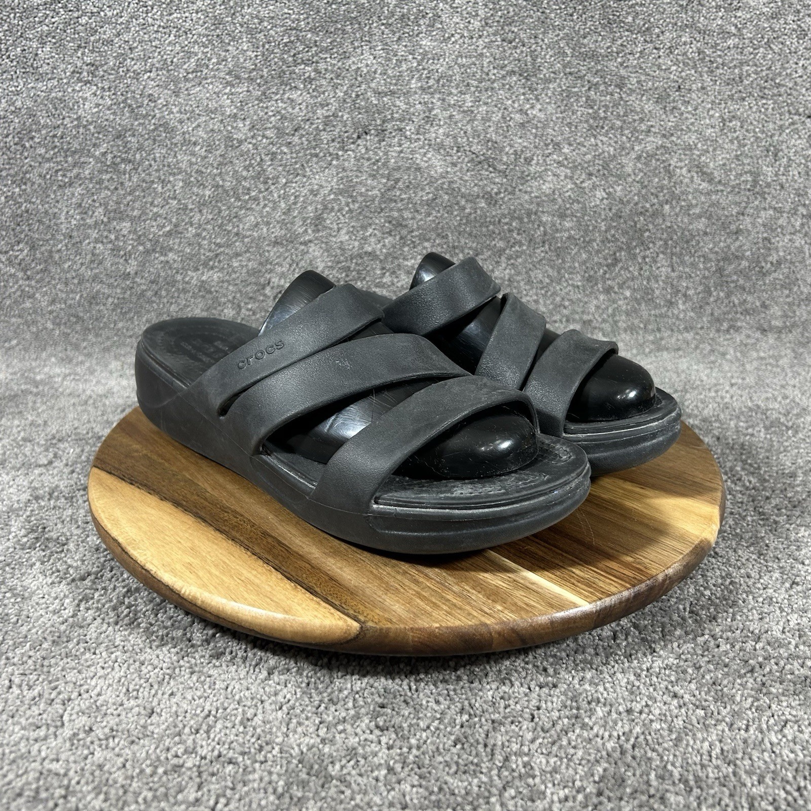 Crocs Getaway Strappy Women’s Size 10 Black Classic Slip On Comfy Sandals Used