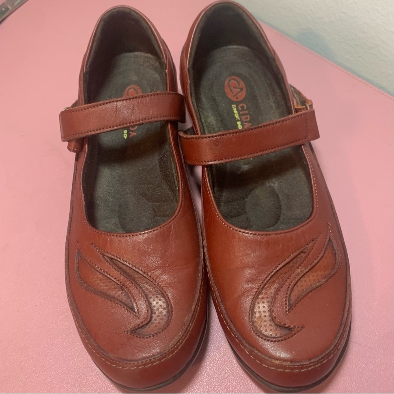 Burgundy Leather Mary Jane Shoes Ladies Size 38 Maitai US 7