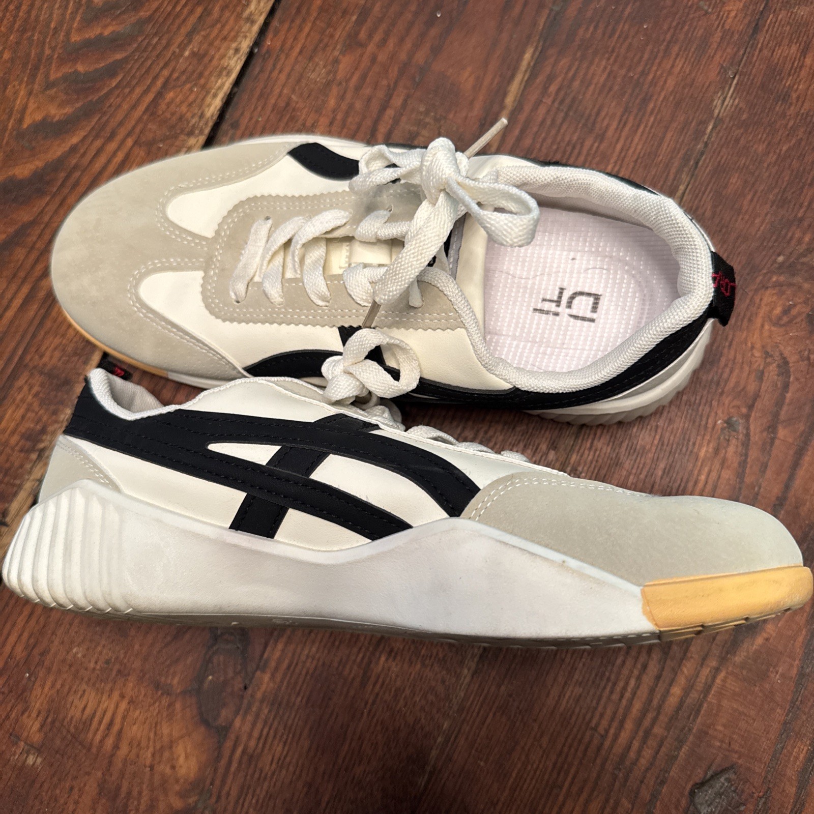 De Florance Women’s Sneakers Black/White/Beige, Size US 8.5